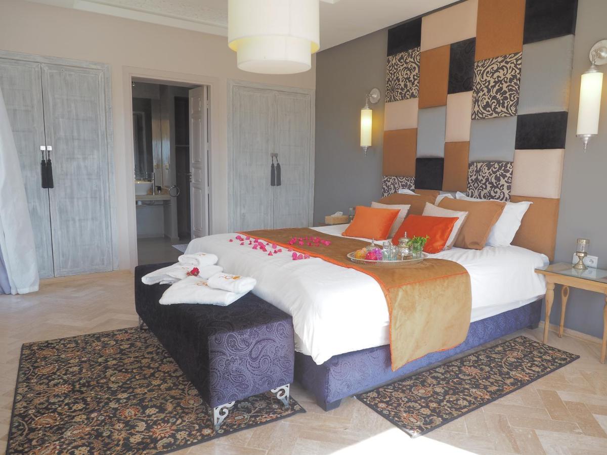 La Maison Rayhan Hotel Ida Ougourd Bagian luar foto